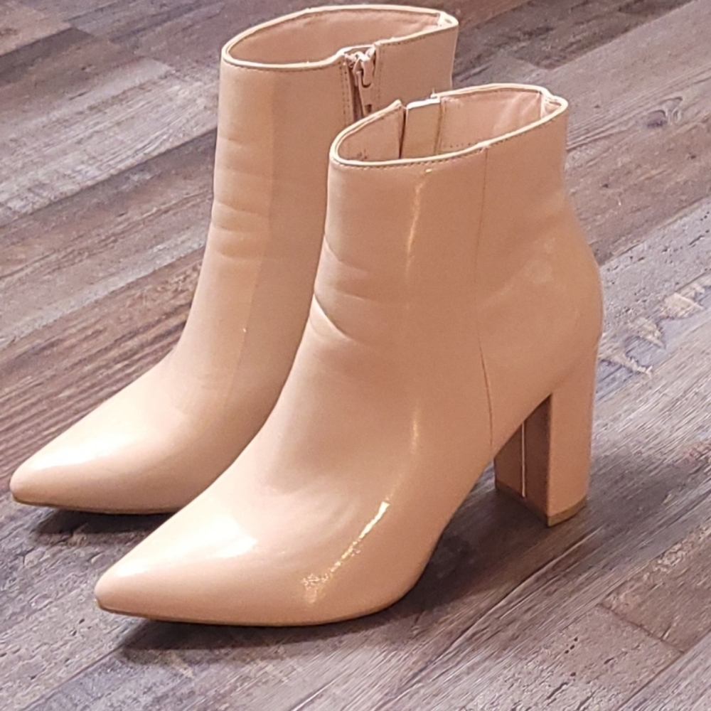 Bamboo Nude Pointed Toe Booties